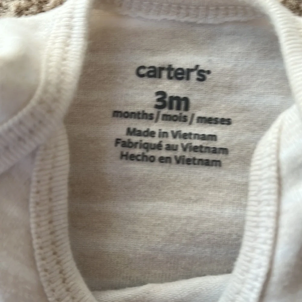 Carters 3M Long sleeve Onesie (set 2)